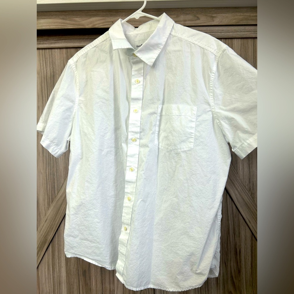 Goodfellow white button up short sleeve shirt, size XL
